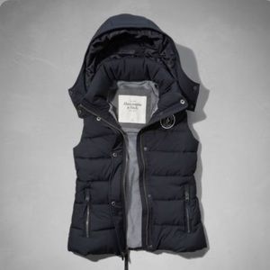 Abercrombie & Fitch Puffer Vest
